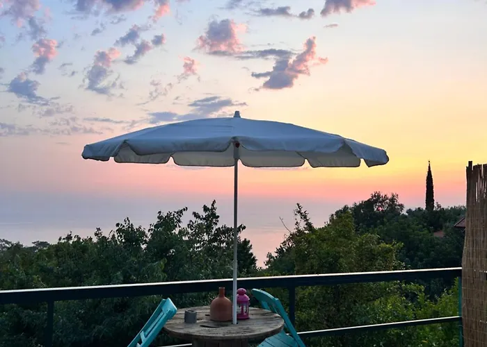 Bed & Breakfast Suleymans Garden Faralya