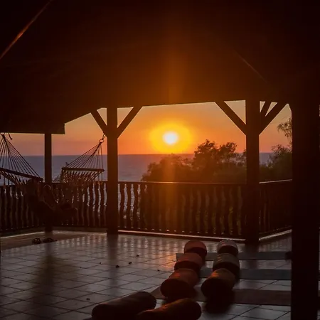 Bed & Breakfast Suleymans Garden *